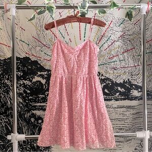 3/$35 ✨ AERO Hot pink lace dress